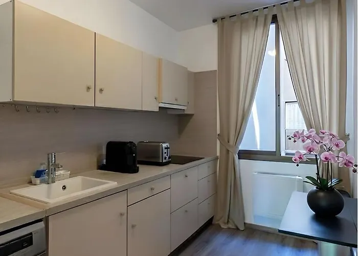 Elegant 1br - Sleeps 7 - Arc De Triomphe Lägenhet *