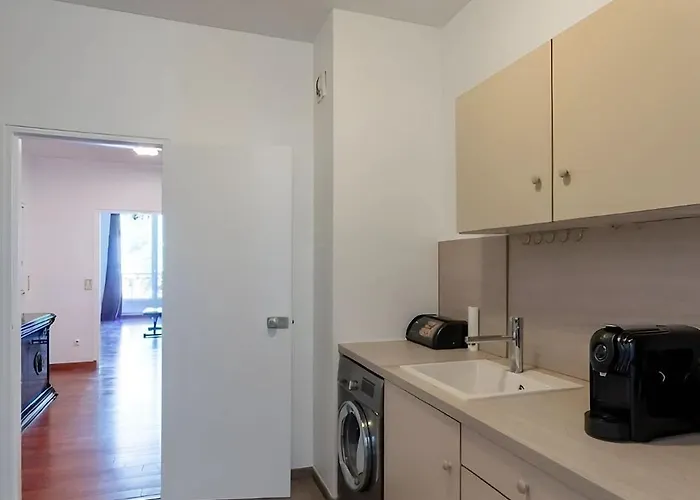Lägenhet Elegant 1br - Sleeps 7 - Arc De Triomphe *