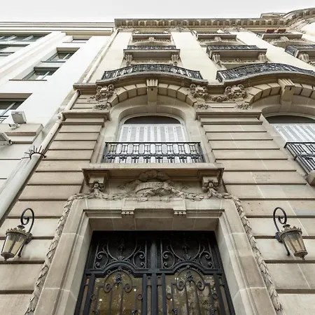 Arc De Triomphe View - Sleeps 7 - Elegant 1br - Terrace Apartamento