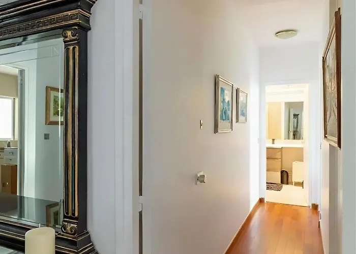 アパート Elegant 1br - Sleeps 7 - Arc De Triomphe パリ
