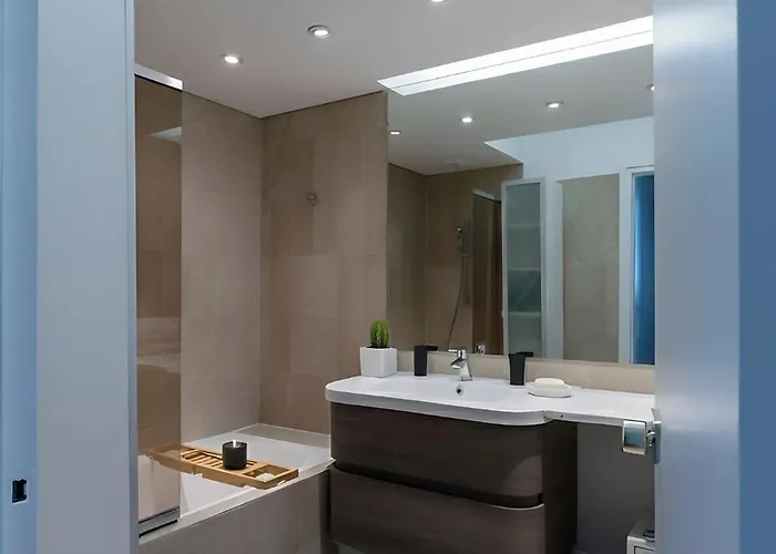 Elegant 1br - Sleeps 7 - Arc De Triomphe Paříž