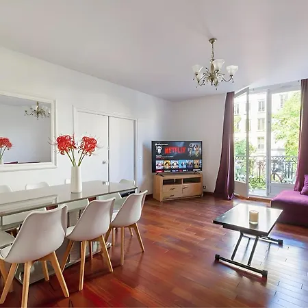 Arc De Triomphe View - Sleeps 7 - Elegant 1Br - Terrace Lägenhet Paris